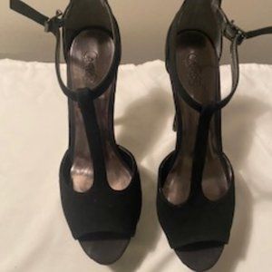 Carlos Santana Black Suede Sardinia  9 medium  5 inch heels